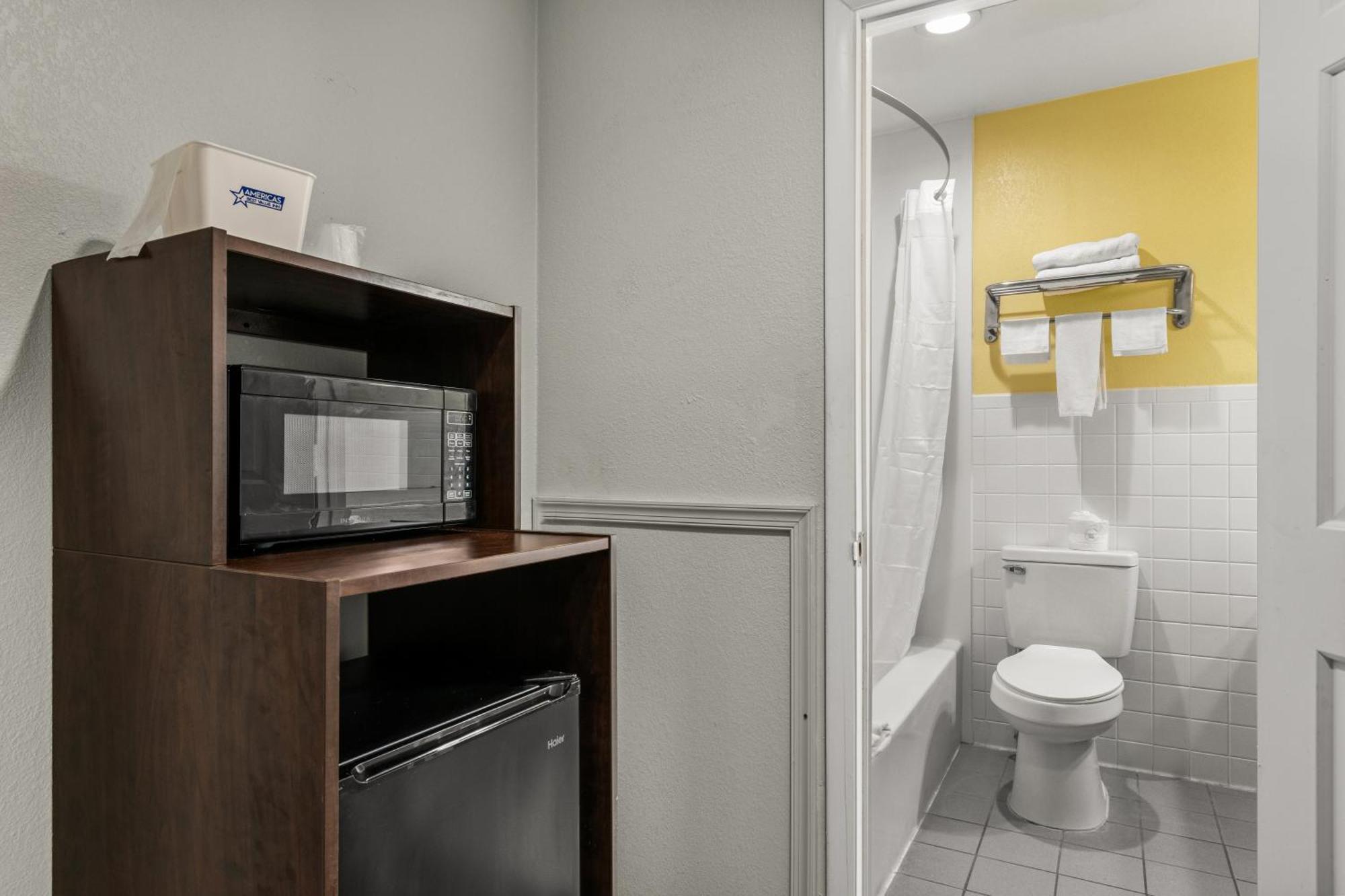 Americas Best Value Inn Carlisle Buitenkant foto