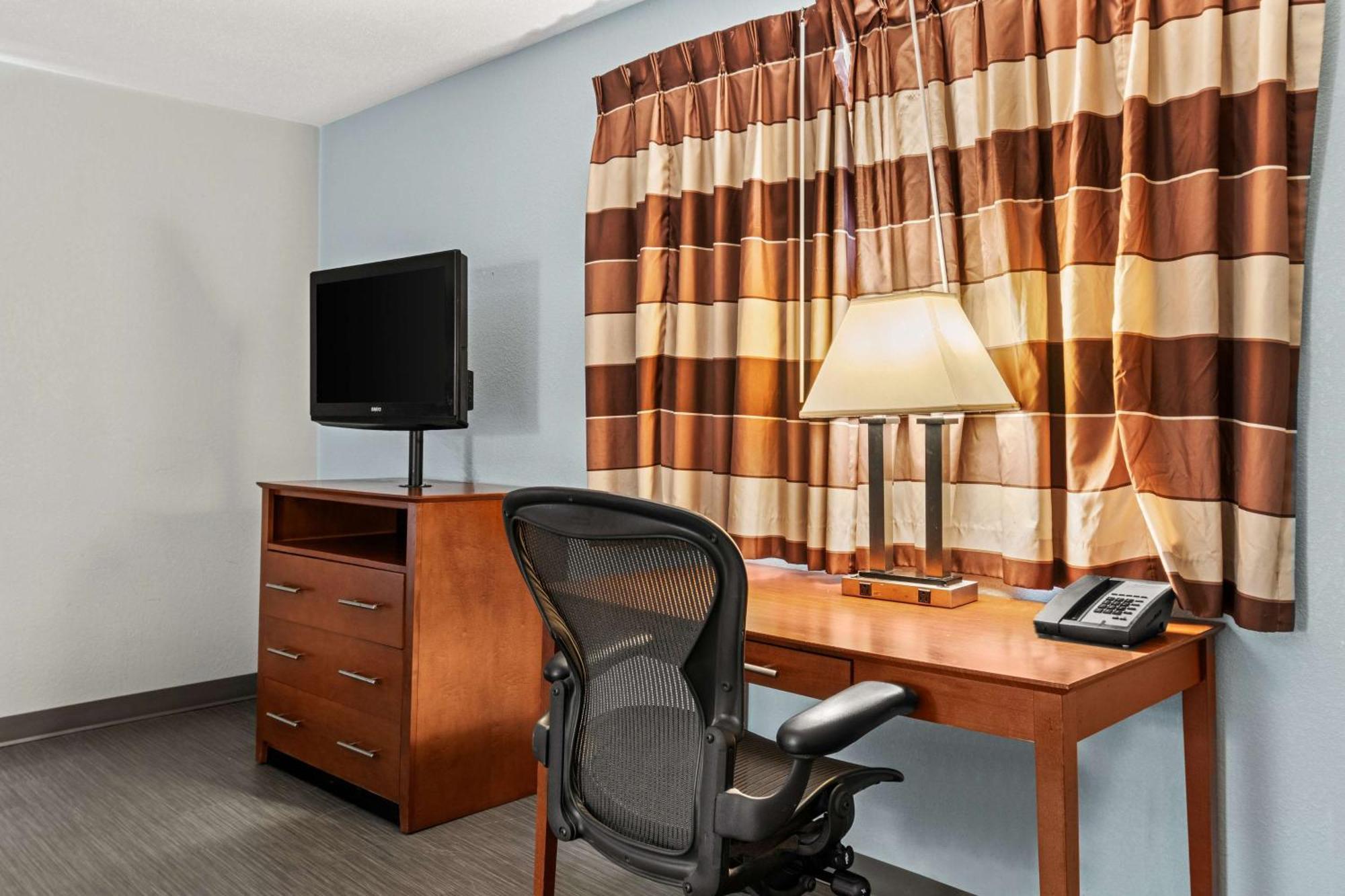 Americas Best Value Inn Carlisle Buitenkant foto