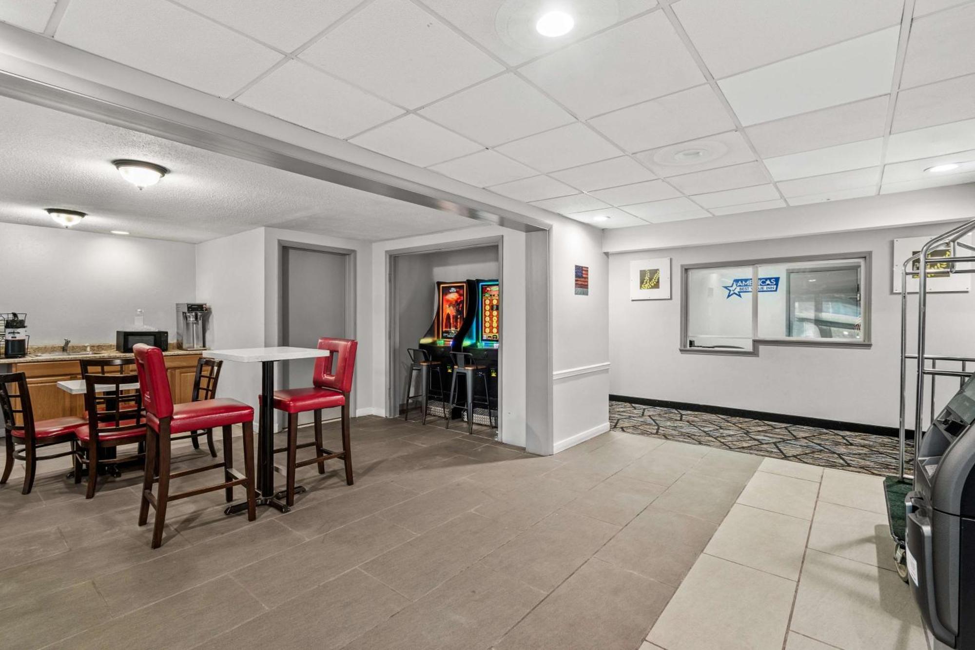 Americas Best Value Inn Carlisle Buitenkant foto