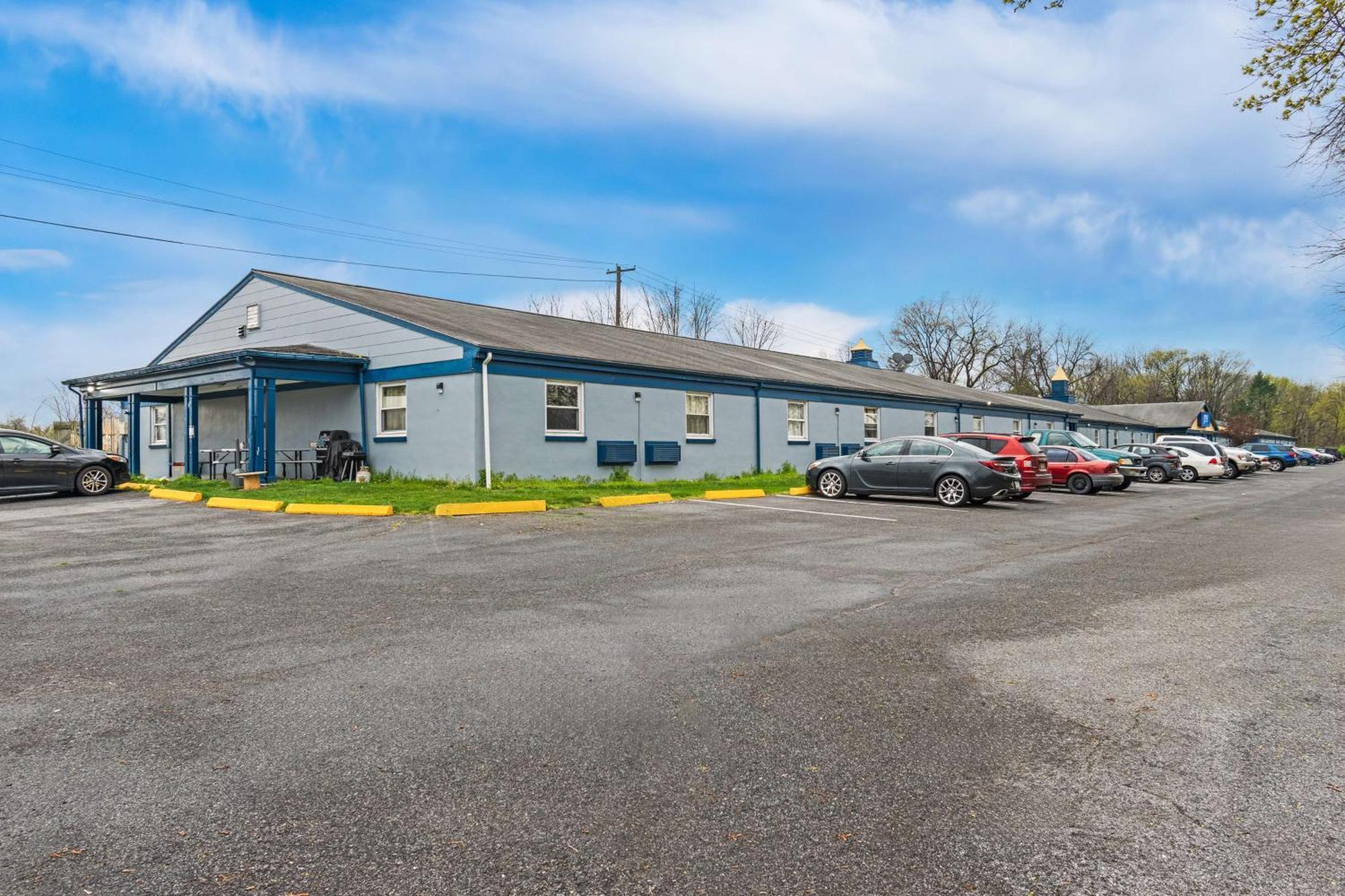Americas Best Value Inn Carlisle Buitenkant foto